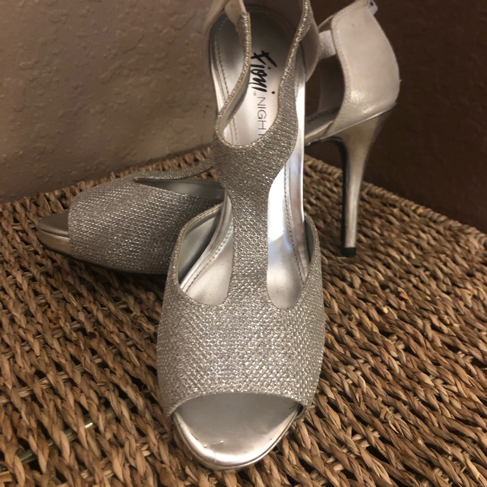 Fioni Night Silver Heels